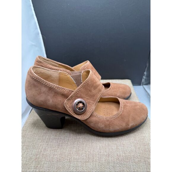Soft Spots Suede Mary Jane Heels Size 9.5 Light Brown - Picture 5 of 9